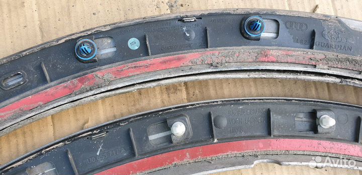 Накладка на крыло 8U0 853 717 A Audi Q3 2.0tfsi qu