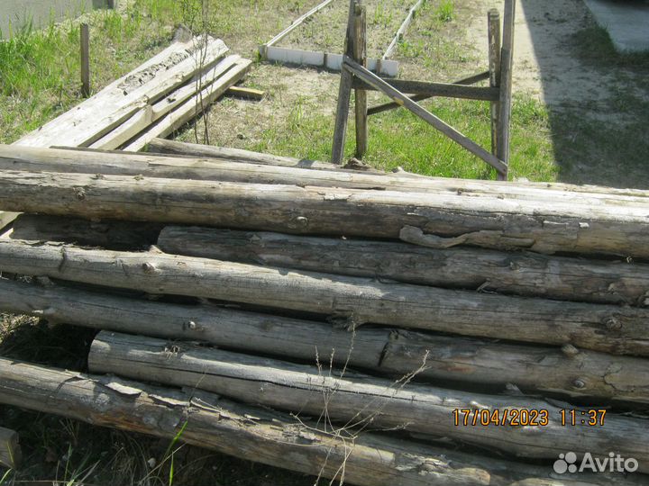 Столбы для забора деревянные