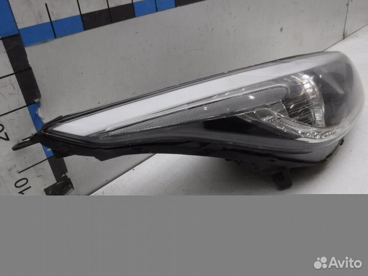 Фара правая Kia Ceed