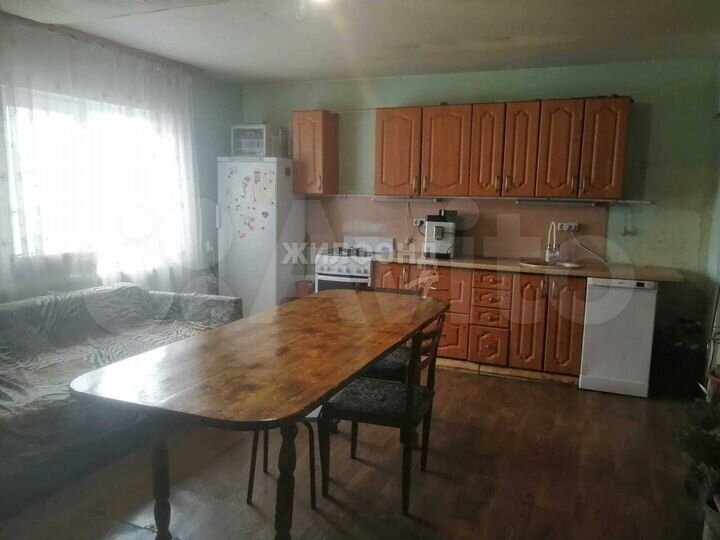 Дом 160 м² на участке 4,5 сот.