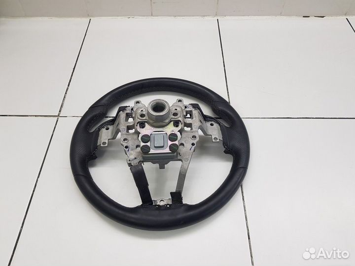 Рулевое колесо (Genesis G70)