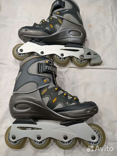 Роликовые коньки