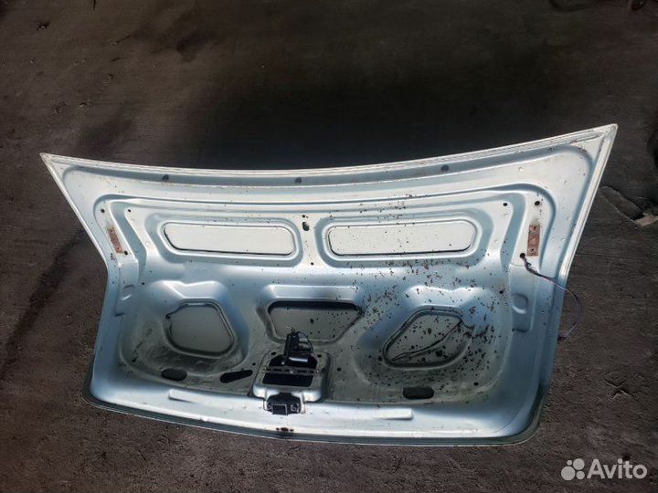 Крышка багажника Renault Logan 1 1.4 2007