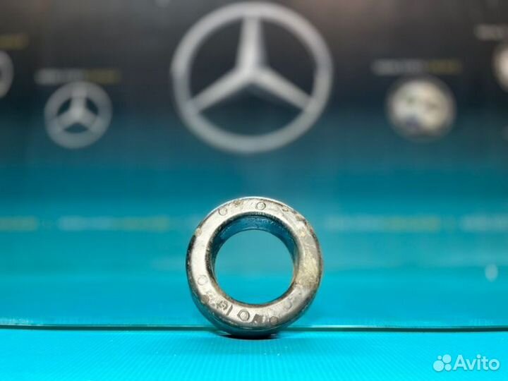 Проставка пружины Mercedes C Class W204