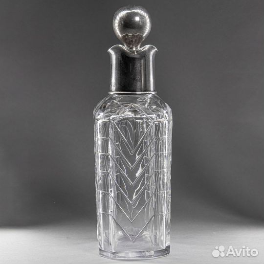 Графин. Россия, Фаберже, 1890е гг. Серебро 84 пр