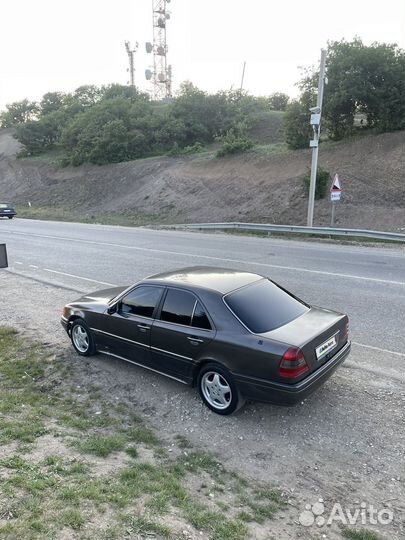 Mercedes-Benz C-класс 2.2 МТ, 1995, 518 227 км