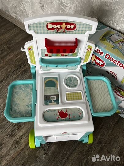 Игровой медицинский столик