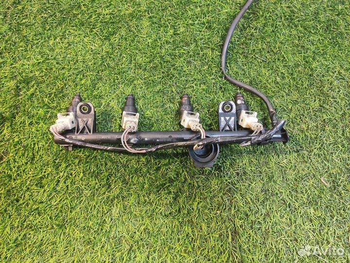 Топливная рампа Renault Clio 2