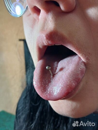Модель на пирсинг