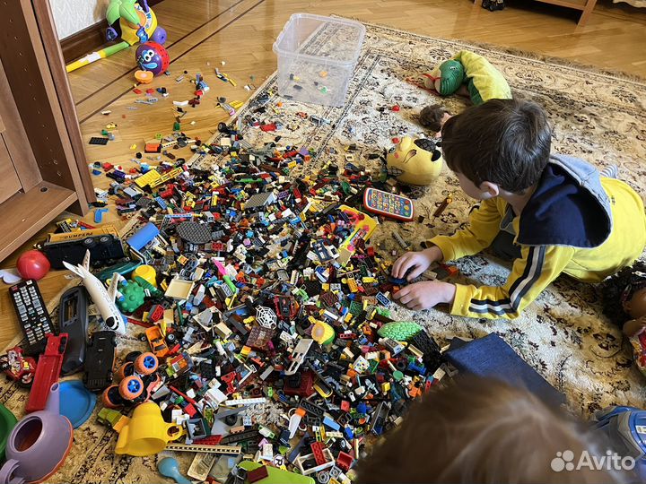 Lego россыпью много