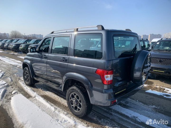 УАЗ Patriot 2.7 МТ, 2024