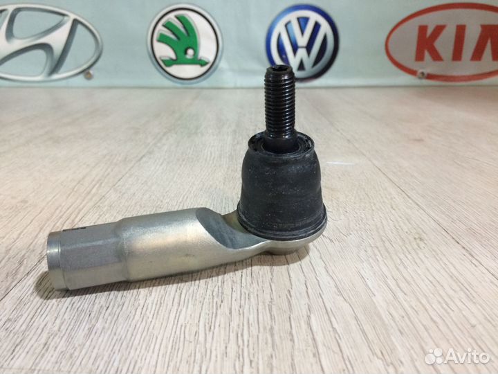 Наконечник рулевой тяги правый Skoda Volkswagen