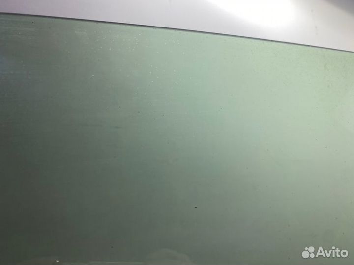 Стекло двери опускное переднее левое Toyota Land