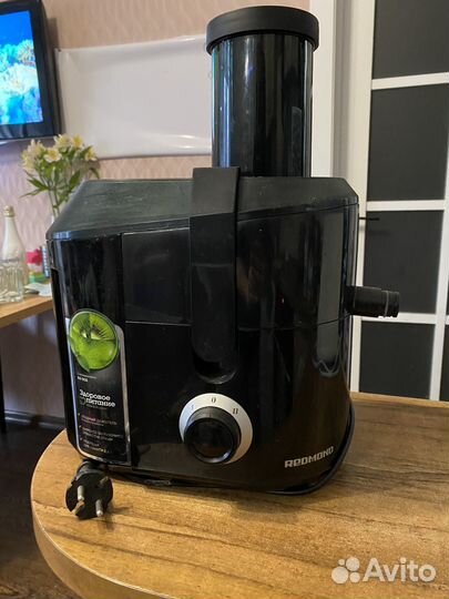 Соковыжималка redmond