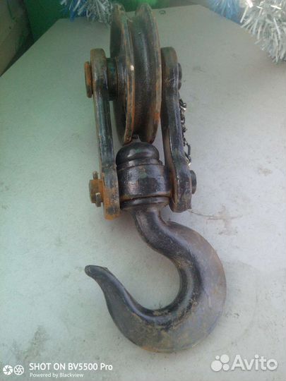 Крюк от лебёдки