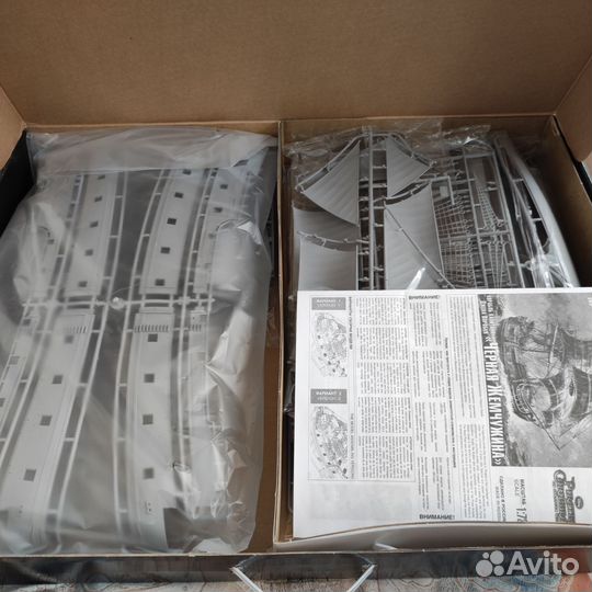 Сборная модель корабля