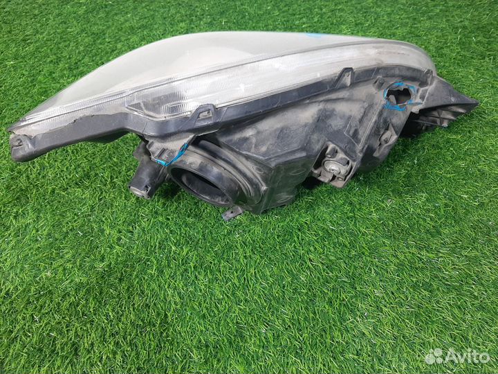 Фара левая Mitsubishi Lancer IX