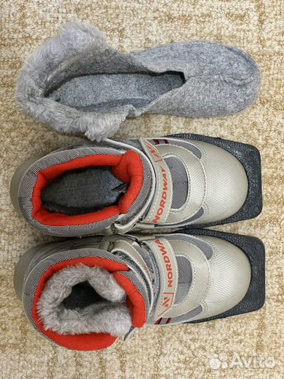 Детские лыжные ботинки Nordway 33-34, крепление 75
