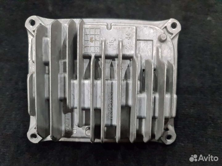 Блок управления фарой Mercedes W205