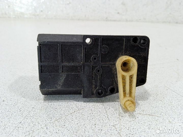 Моторчик заслонки печки