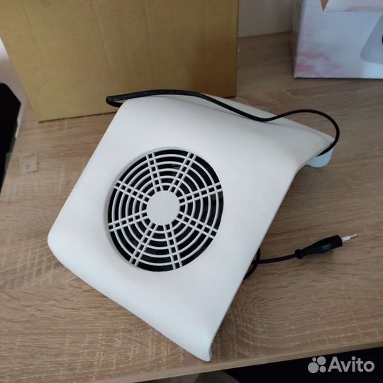 Оборудование для мастера маникюра