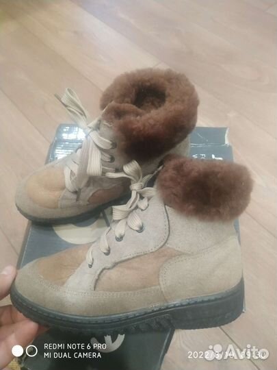 Зимние ботинки