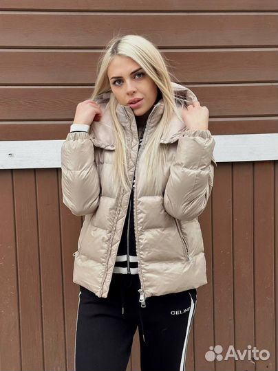 Пуховик женский новый Moncler с биркой зимний M,L