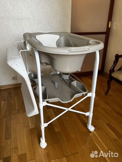 Пеленальный столик с ванночкой cam