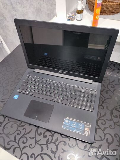 Ноутбук asus