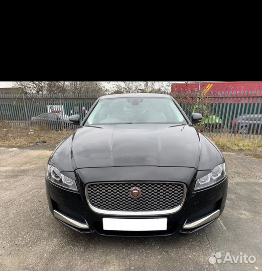 Разбирается jaguar xf (2016год)