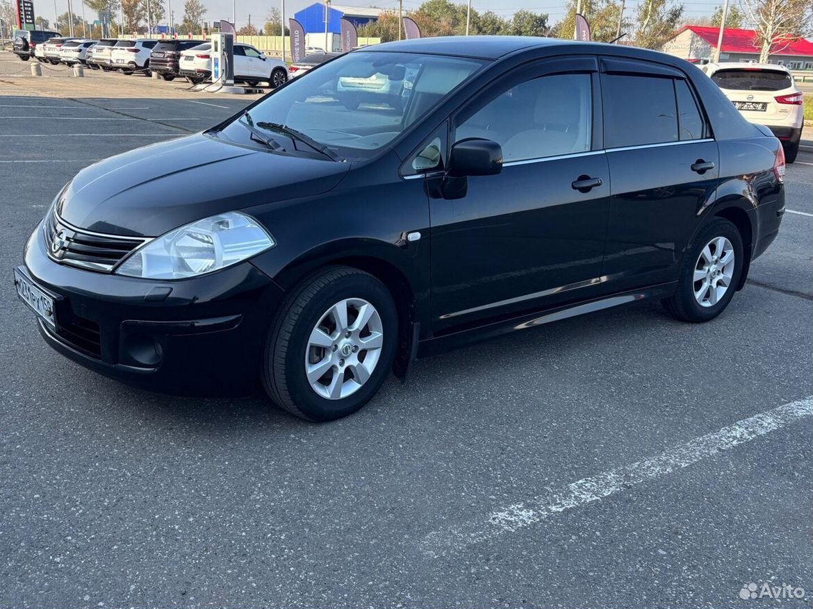 Nissan Tiida 1.6 AT, 2010, 136 850 км