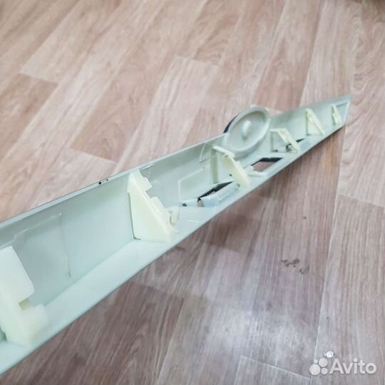 Молдинг багажника Ford Focus 2 хэтч рестайл