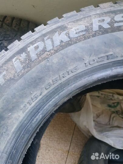 Hankook Winter I'Pike RS2 W429 215/65 R16