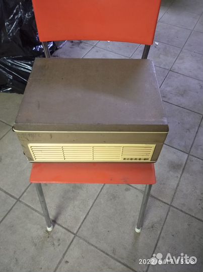 Катушечный магнитофон