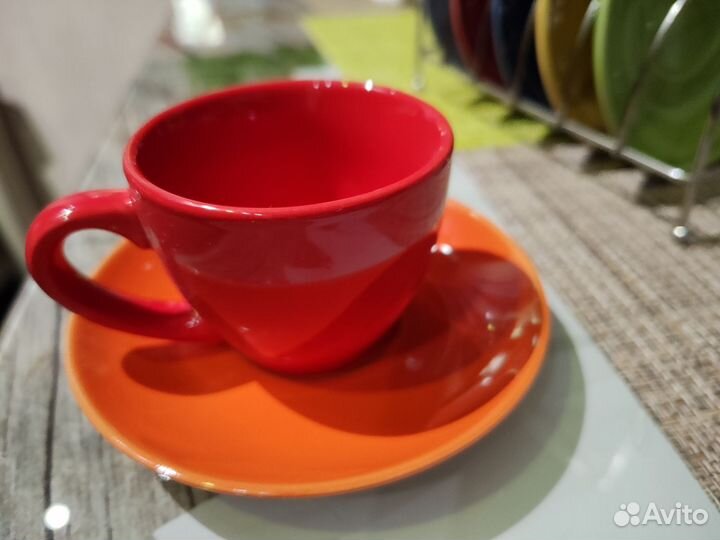Чашки для кофе с блюдцами