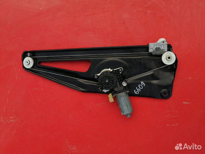 Механизм стеклоподъемника задний левый Land Rover