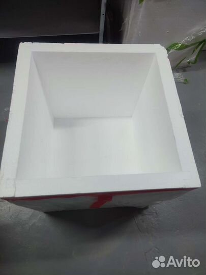 Термоконтейнер из пенопласта с крышкой