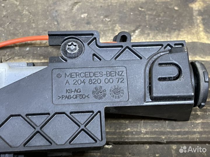 Активатор замка крышки бензобака Mercedes