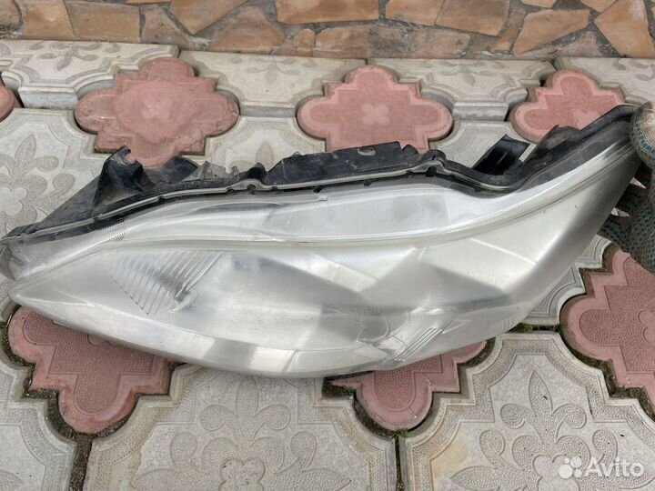 Фары на toyota corolla 150 рестайлинг оригинал