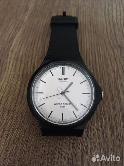 Часы casio MW-240-7E
