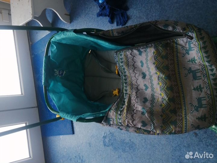 2 пакета вещей на мальчика и санки - коляска