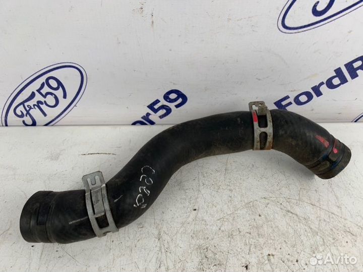 Патрубок системы охлаждения верхний Kia Ceed JD