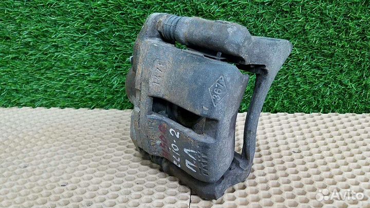 Тормозной суппорт передний левый Renault Clio 2 BB