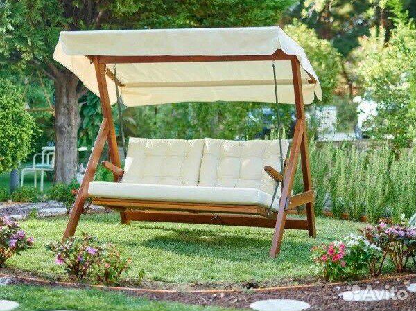 Садовые качели из дерева
