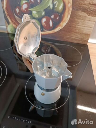 Tognanaгейзерная кофеварка на 3 чашки Stone&Wood