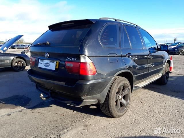 BMW X5 E53 3.0D 2005 из Англии поступила в разбор