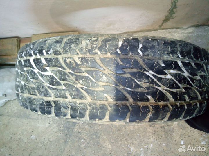 Bridgestone Dueler A/T 697 205/70 R15