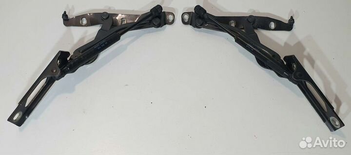 Петля крышки багажника Opel Astra H седан