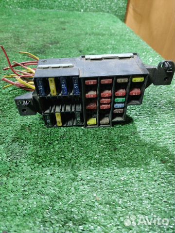 Блок предохранителей Renault Logan