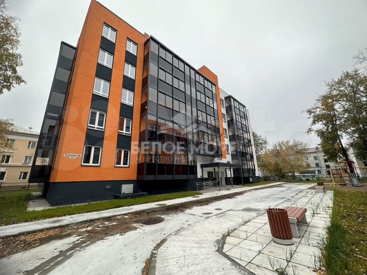 2-к. квартира, 55,8 м², 2/5 эт.
